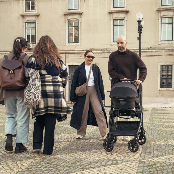 SWIV + PIPA urbn Travel System - Image 7